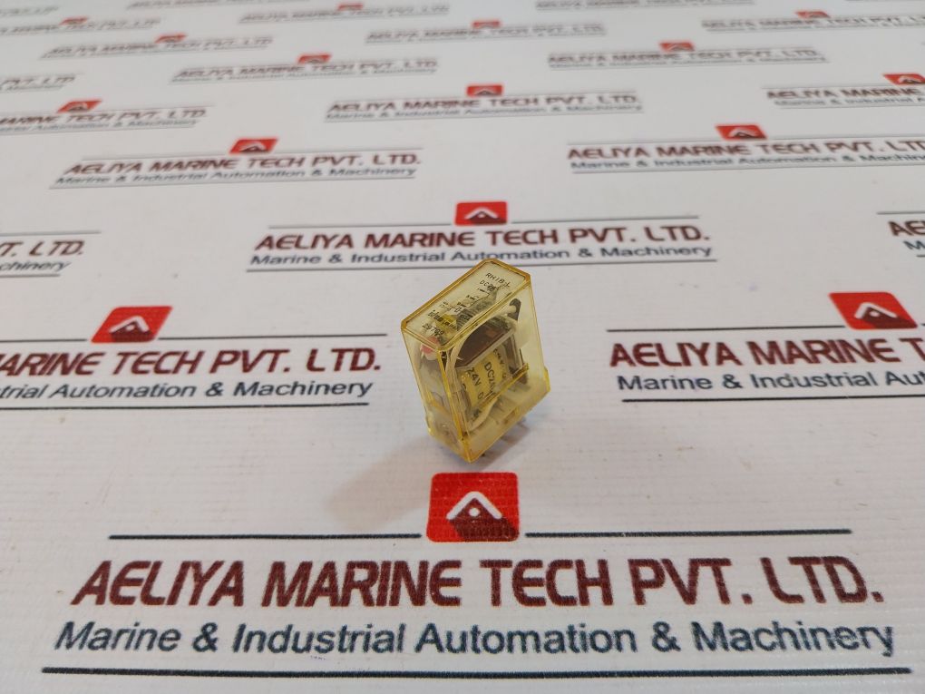 Idec Rh1B-l Relay Dc 24V