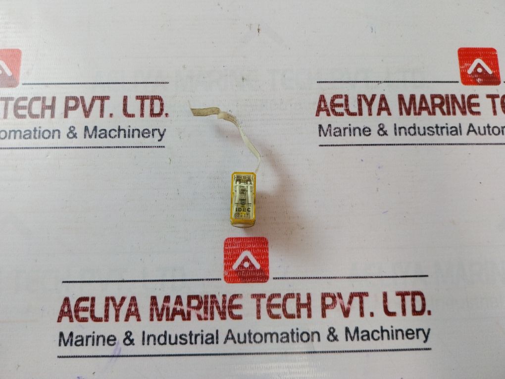 Idec Rh1B-u General Purpose Relay Ac 120V 50/60Hz