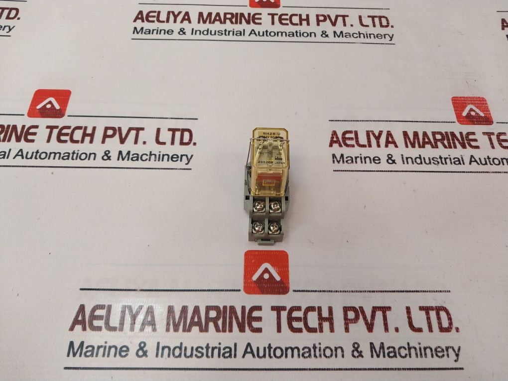Idec Rh2B-u Power Relay Ac 24V