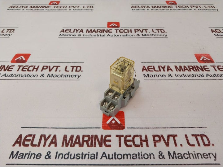 Idec Rh2B-u Power Relay Ac 24V