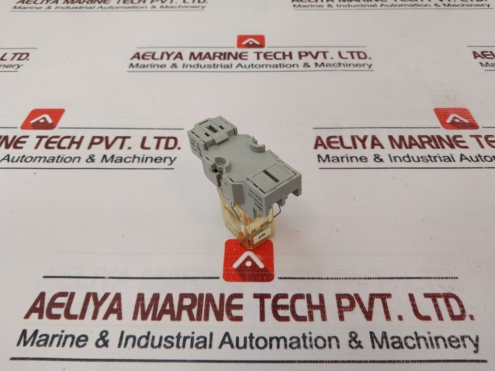 Idec Rh2B-u Power Relay Ac 24V