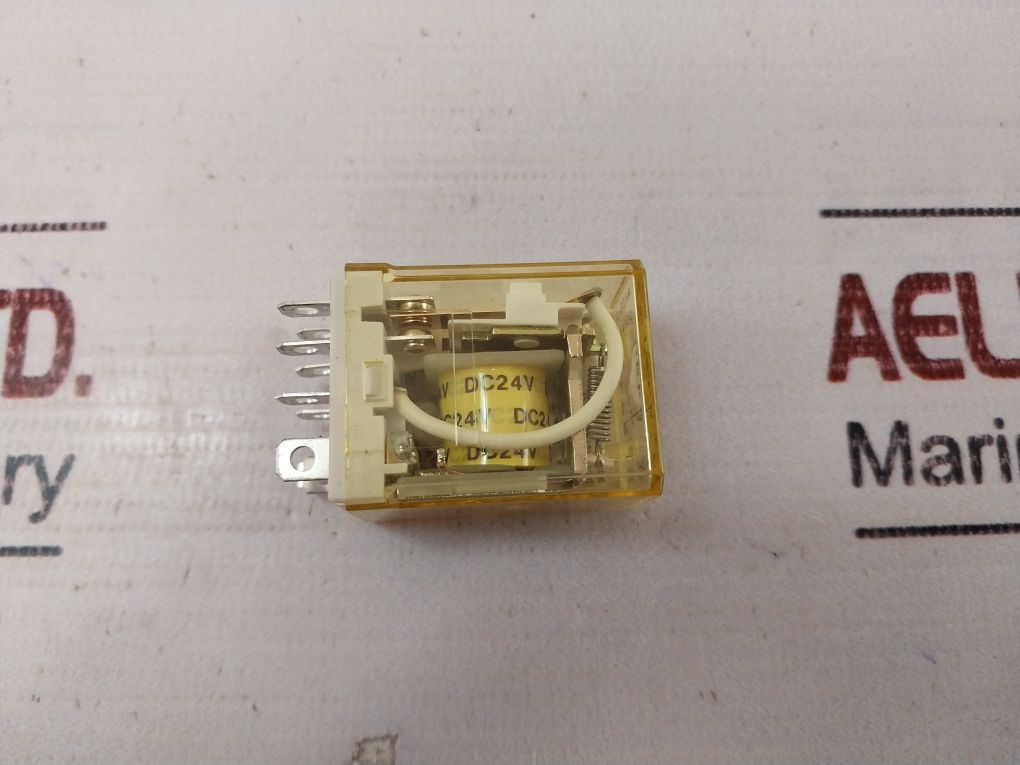 Idec Rh2B-u Relay Dc24V