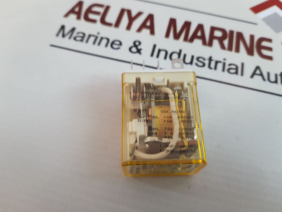 Idec rh2b-ul relay ac110-120v