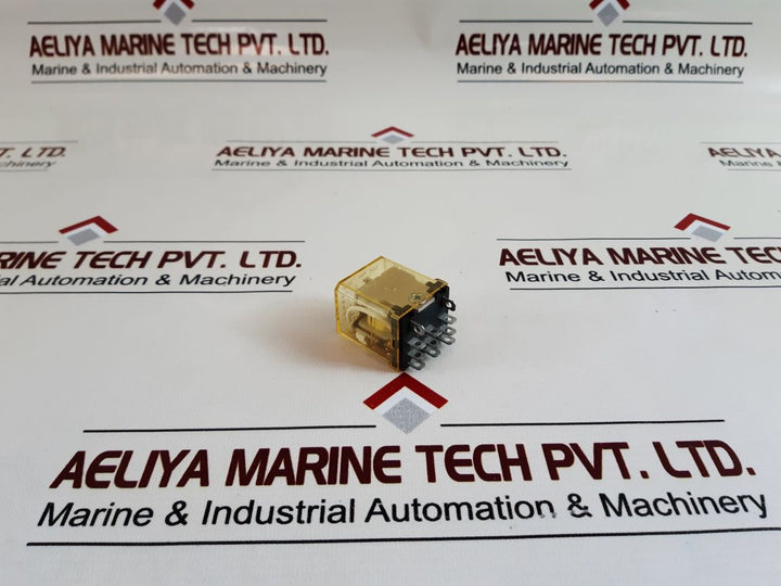 Idec Rh3B-u Relay 10A 120Vac