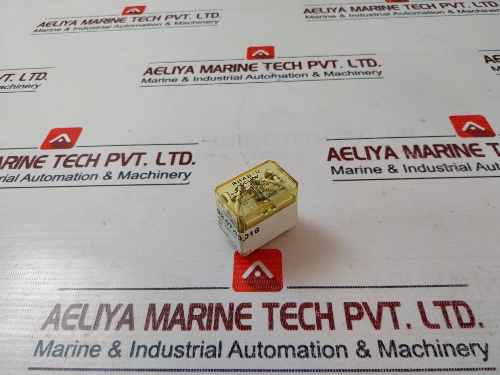 Idec Rh4B-u Power Relay 5A 240Vac