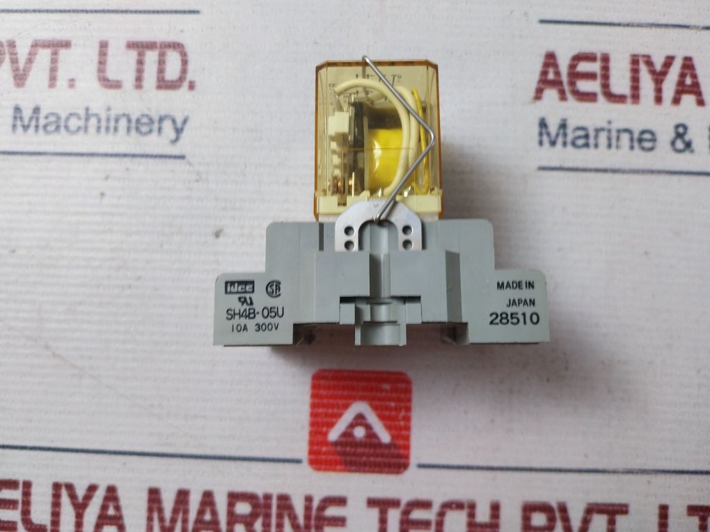 Idec Rh4B-ul Power Relay With Socket Sh4B-05U Dc24V