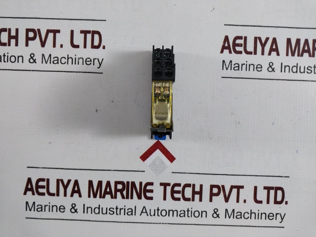 Idec Rj2S-cl-d24 Relay With Sj2S-07L Socket