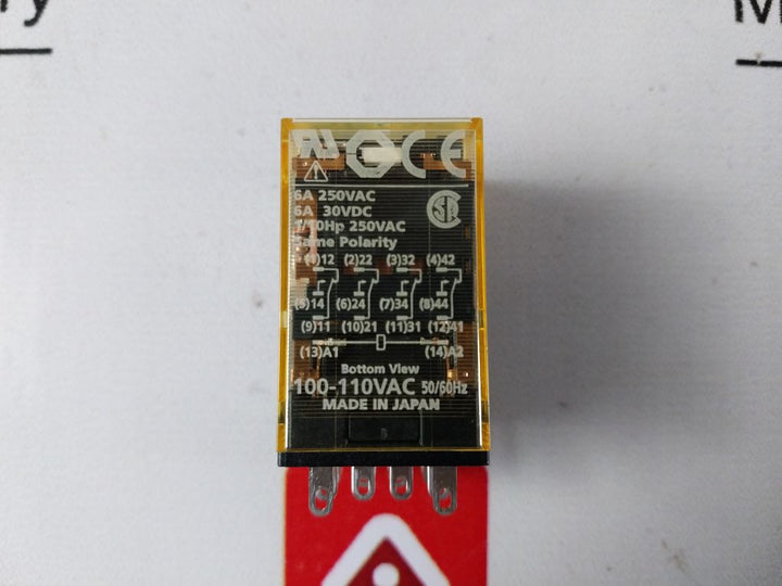 Lot Of 2X Idec Ru4S-c-a100 Relay 100-110Vac 50/60Hz