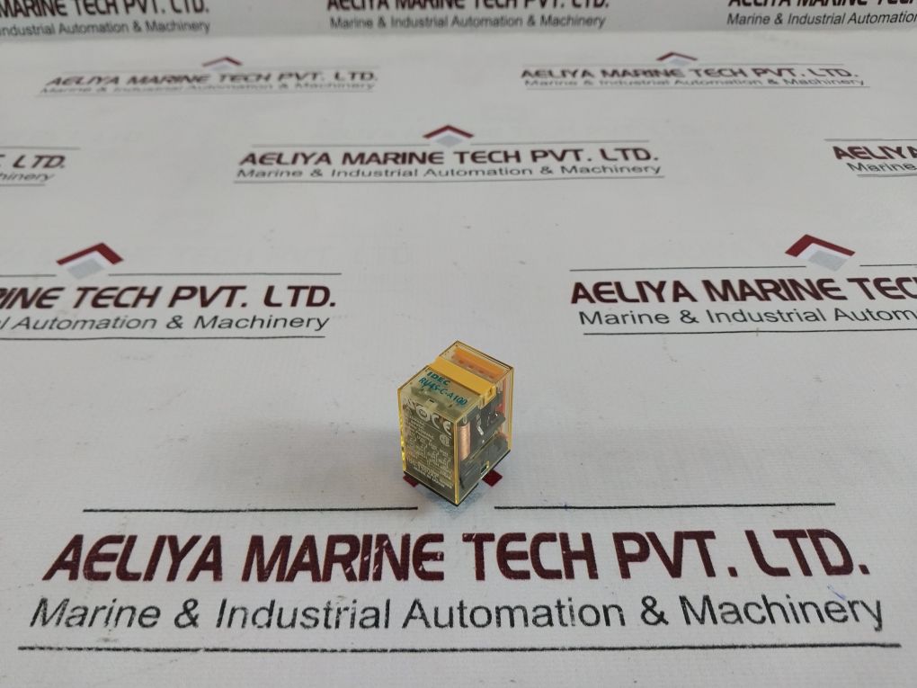Idec Ru4S-c-a100 6A 250Vac