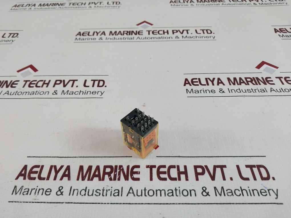 Idec Ru4S-c-a100 6A 250Vac