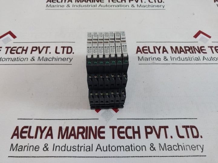 Lot Of 7X Idec Rv8H-l-ad220 Relay