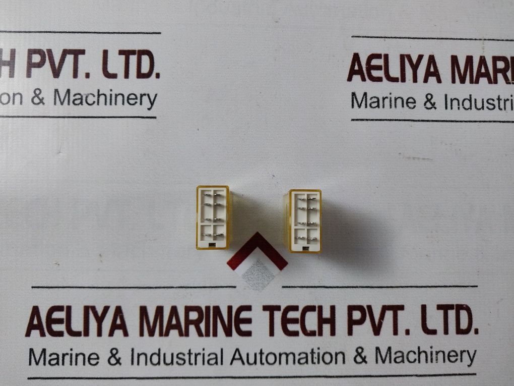 Lot Of 2X Idec Ry2S-l Relay Ac24V