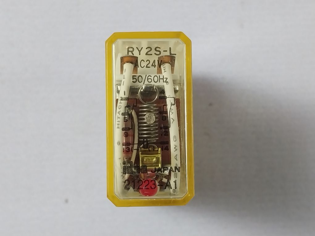 Lot Of 2X Idec Ry2S-l Relay Ac24V