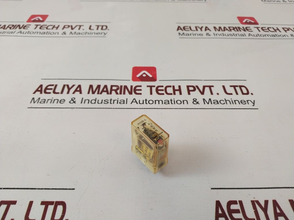 Lot Of 6X Idec Ry2S-l Relay