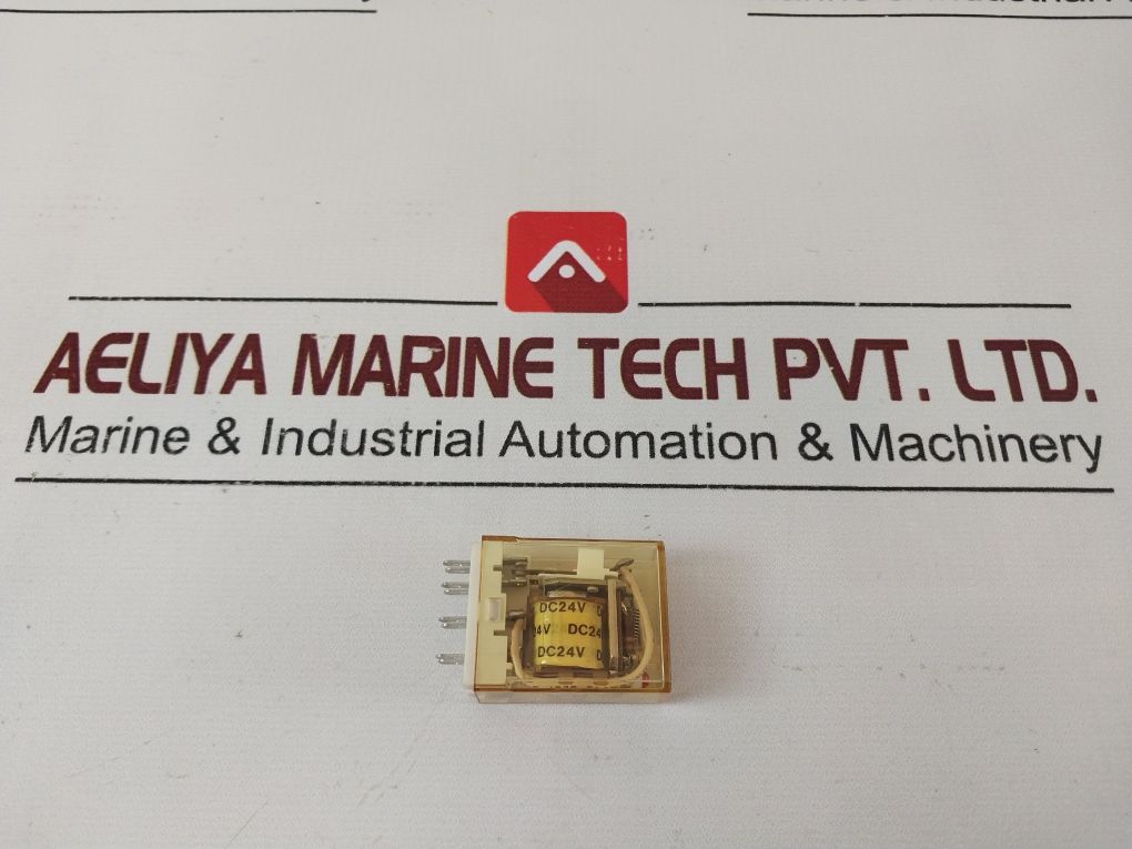 Lot Of 6X Idec Ry2S-l Relay