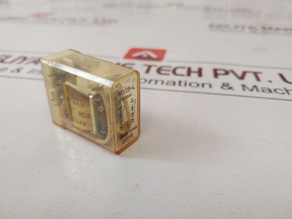 Lot Of 6X Idec Ry2S-l Relay