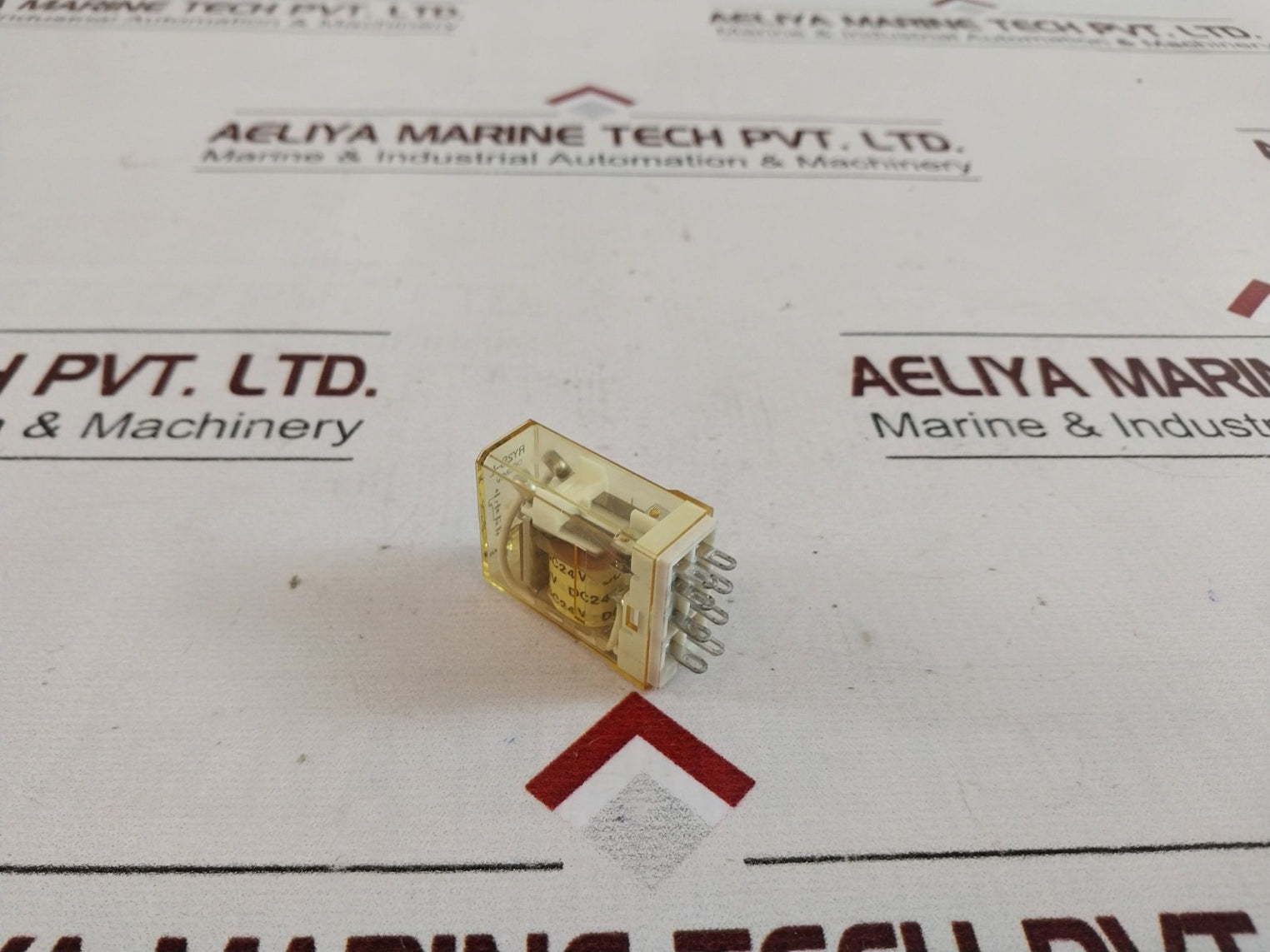 Idec Ry2S-l Relay