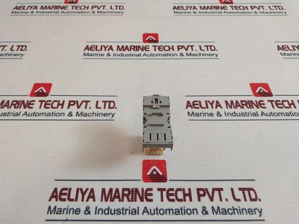 Idec Ry4S-ld Relay With Socket Sy4S-05U