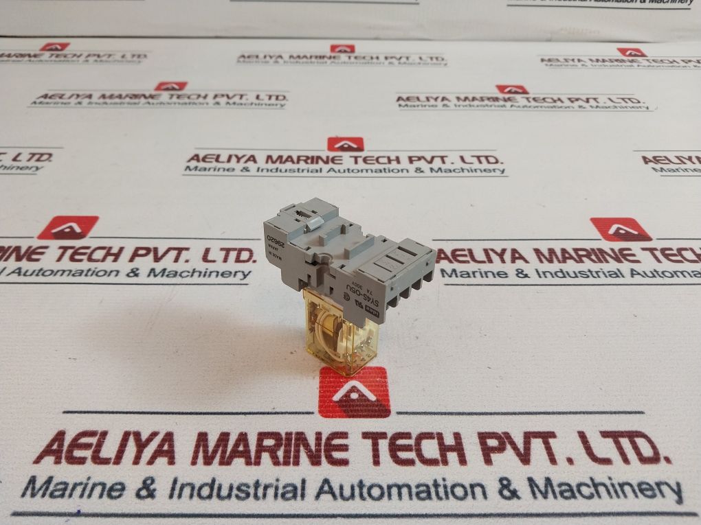 Idec Ry4S-ld Relay With Socket Sy4S-05U