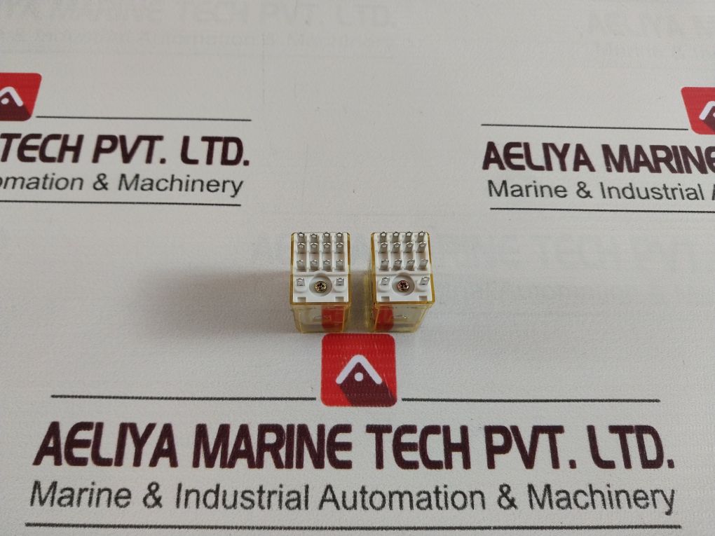 Lot Of 10X Idec Ry4S-ul Relay