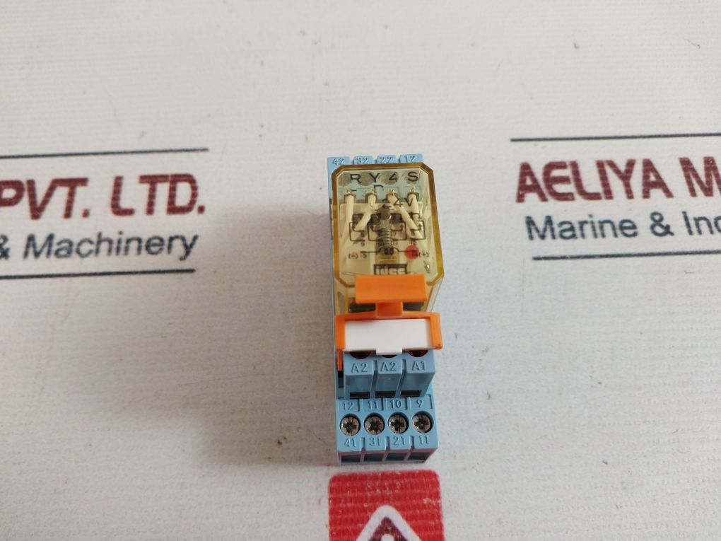 Idec Ry4S Relay With Socket