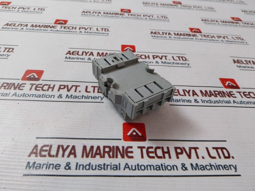 Idec Sh4B-05C Relay Socket