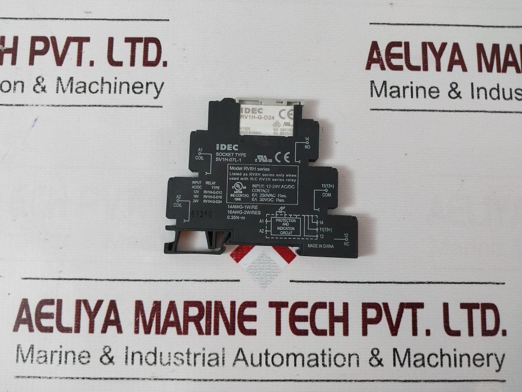 Lot Of 2X Idec Sv1H-07L-1 Relay Socket