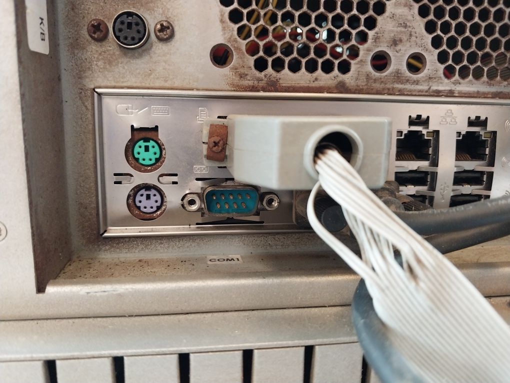 Iei Ws-855Gsatx/832Ap Industrial Lcd Workstation