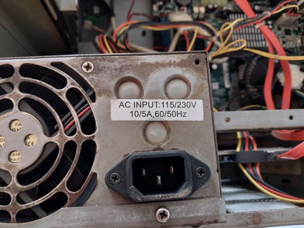 Iei Ws-855Gsatx/832Ap Industrial Lcd Workstation