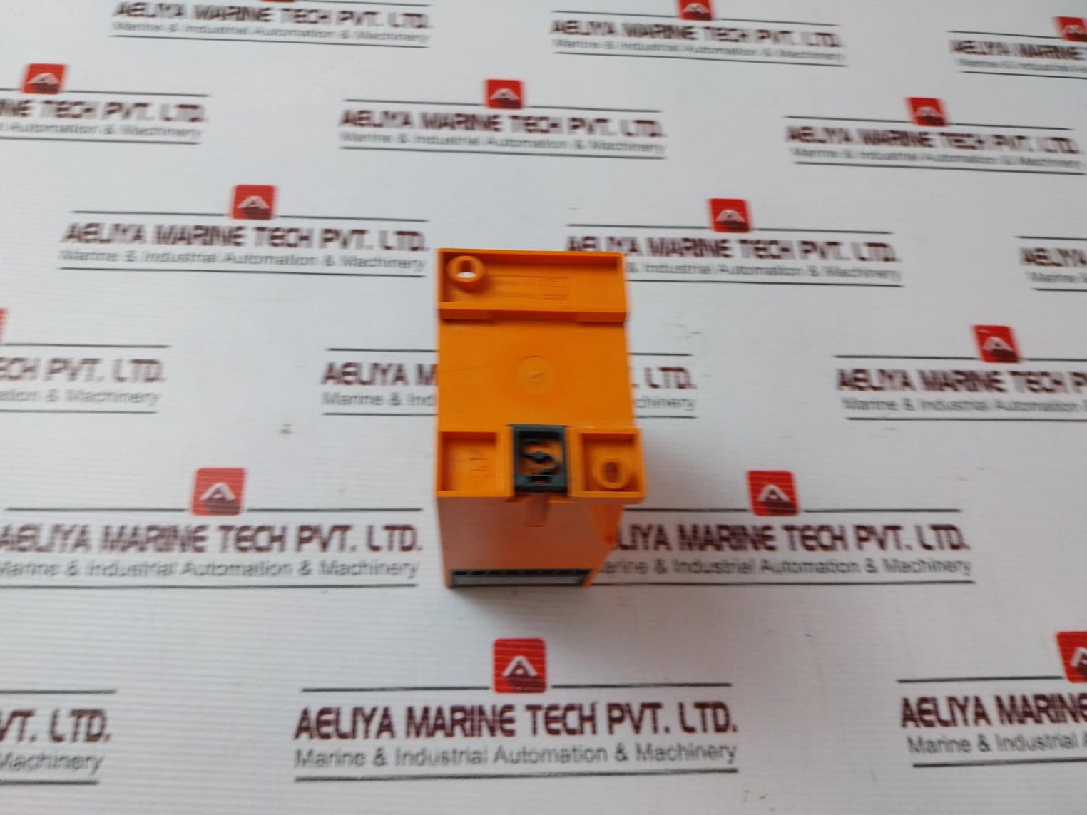 Ifm Electronic Az 33-b Standstill Monitor Module 230Vac