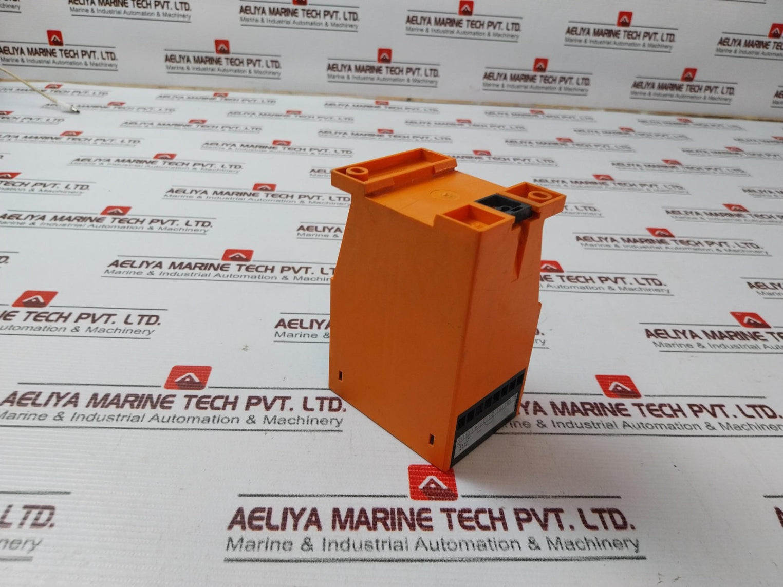 Ifm Electronic Az 33-b Standstill Monitor Module 230Vac