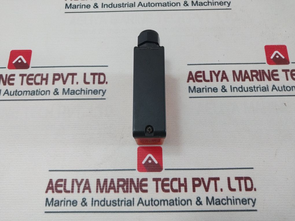 Ifm Electronic Oa0101 Through Beam Photoelectric Sensor