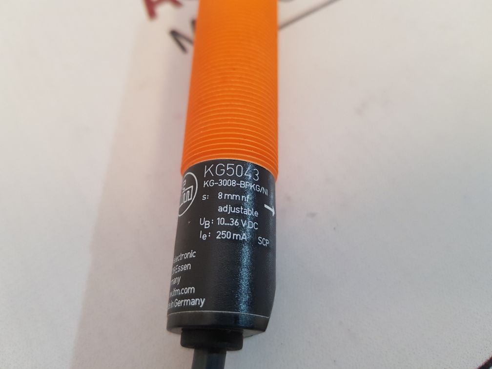 Ifm Electronic Kg-3008-bpkg/Ni Capacitive Sensor Kg5043