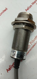 Allen Bradley 871Tm-b10C30-a2 Proximity Sensor 40-250V 5-400Ma