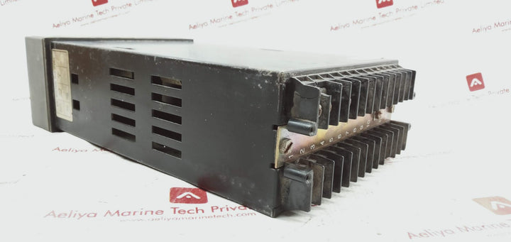 HONEYWELL UDC6300 DIGITAL PROCESS CONTROLLER
