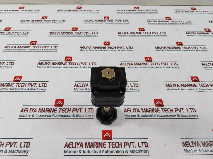 Imi Norgren 11-818-110 Pressure Regulator 14 Bar 200 Psig