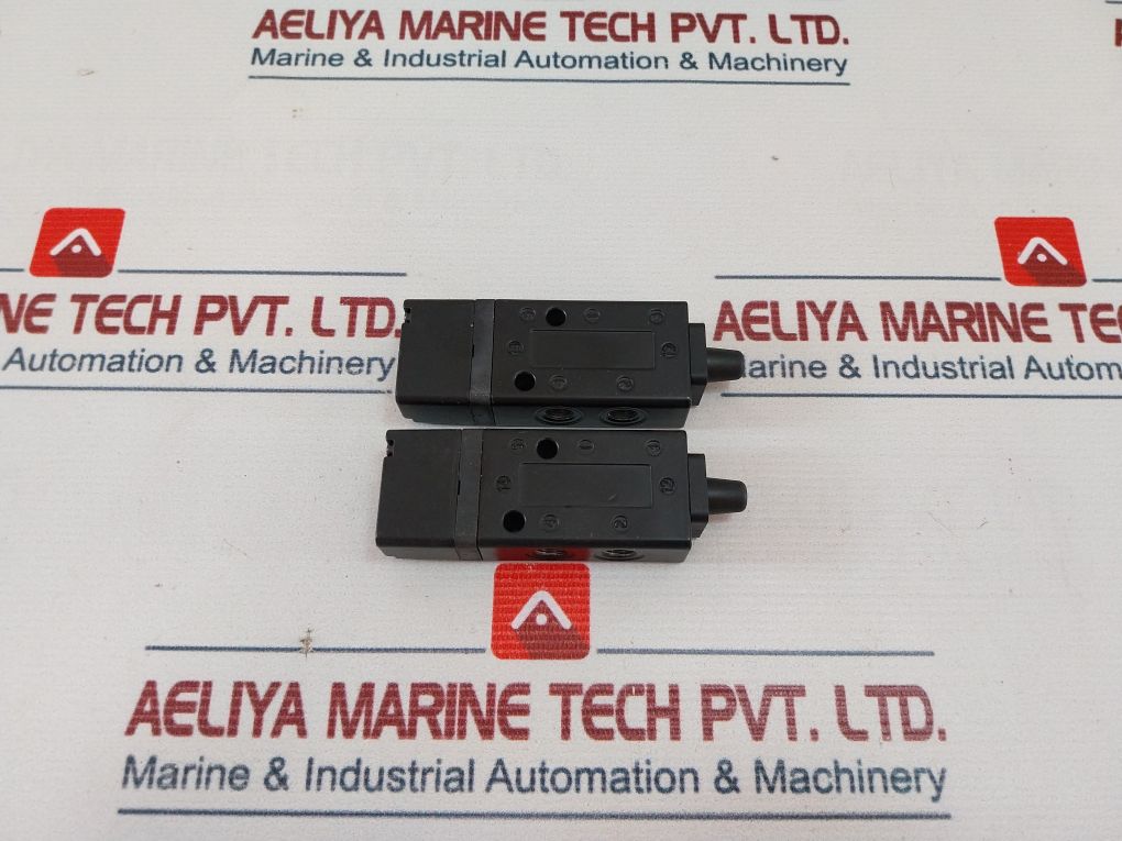 Imi Norgren X3044102 Pilot Inline Valve