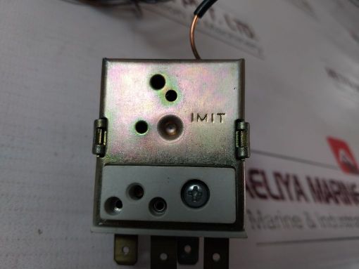 Imit 15(2,5)A/250V~