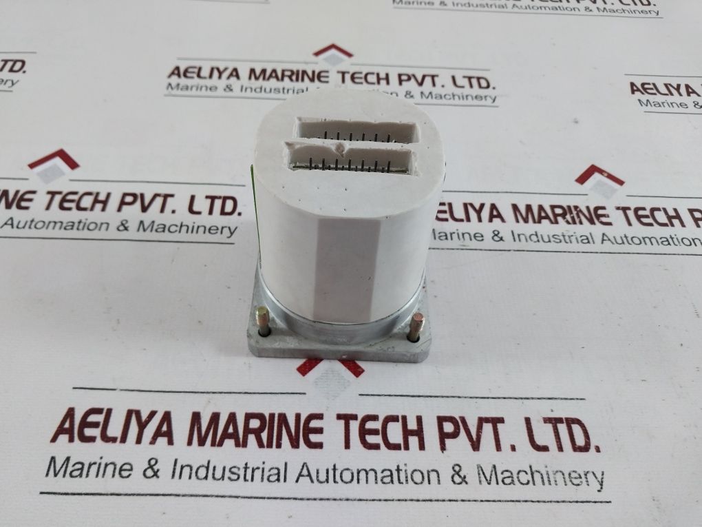 Industronic 304-025-300