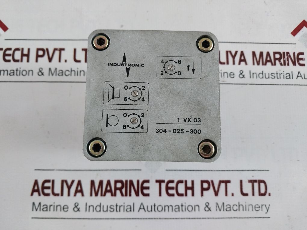 Industronic 304-025-300