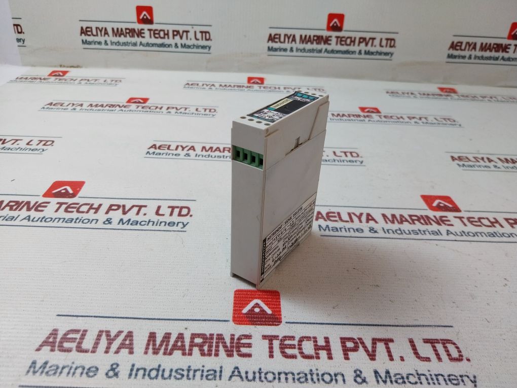 Innovative 24 Vdc Universal Signal Isolator