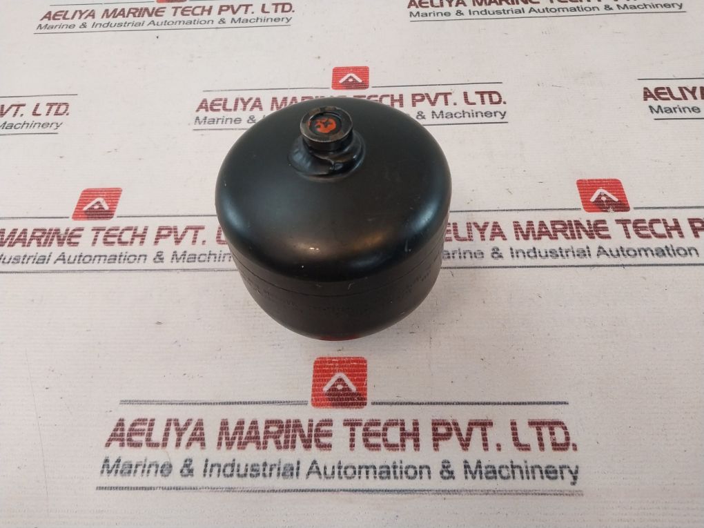 Integral Hydraulik 050-1515-174-611 Hydraulic Accumulator