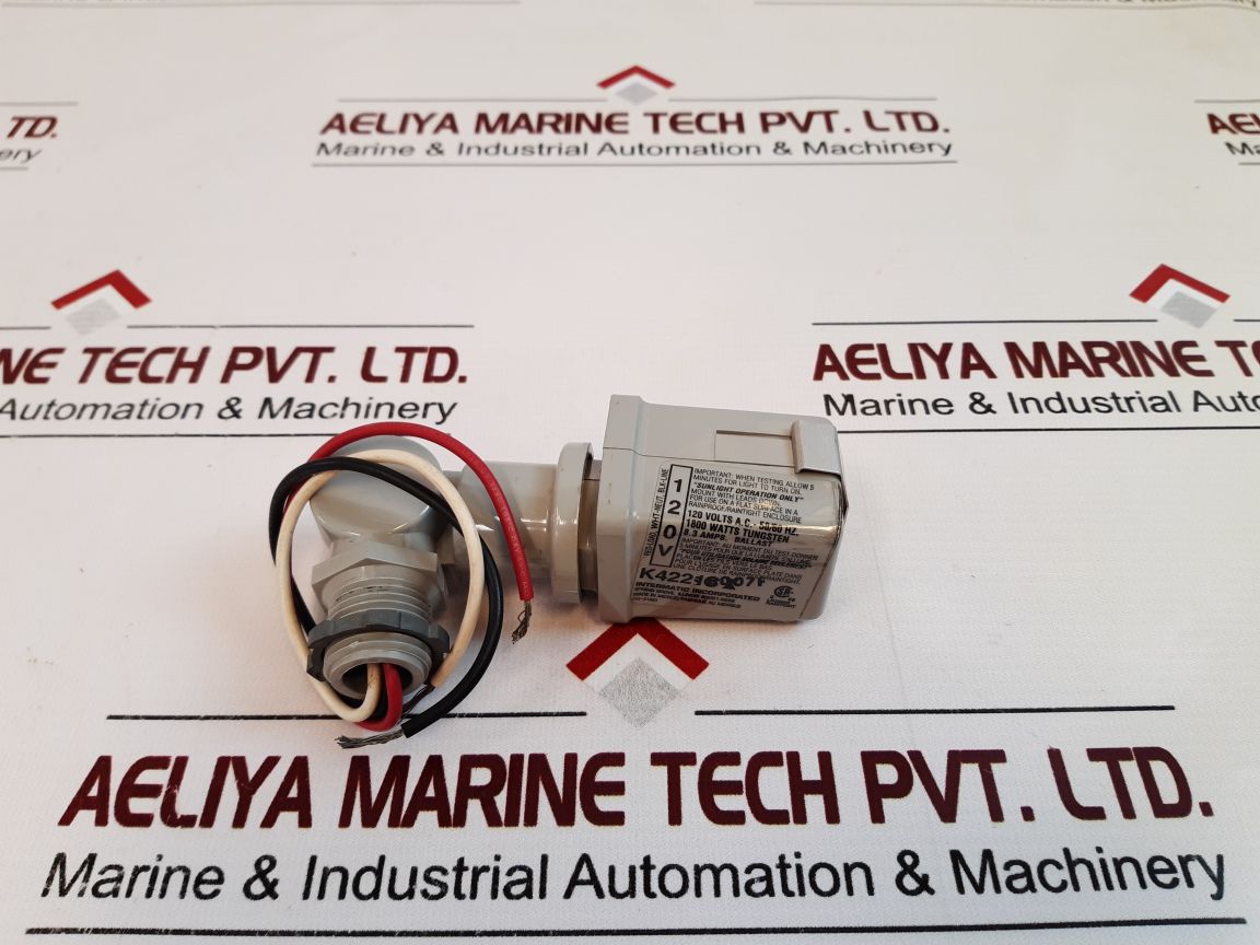 Intermatic K4221C Photocontrol Stem And Swivel Mount