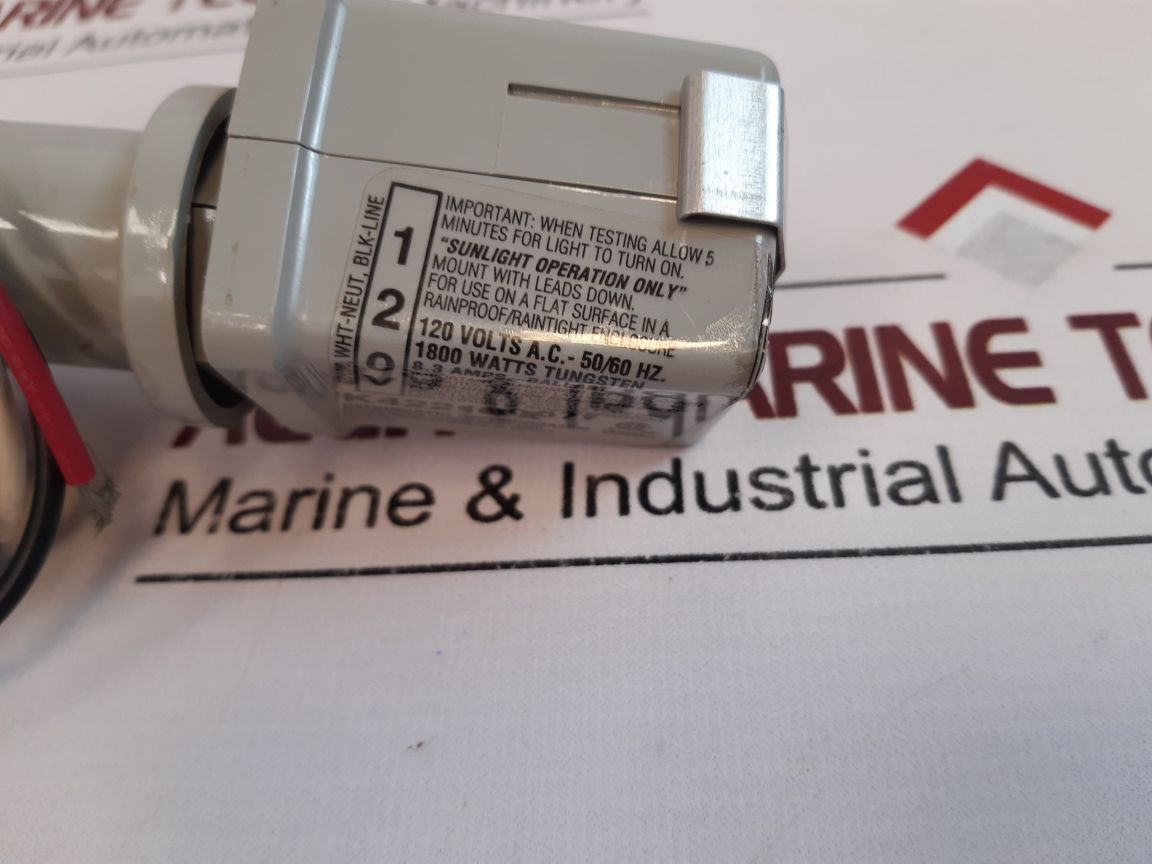 Intermatic K4221C Photocontrol Stem And Swivel Mount