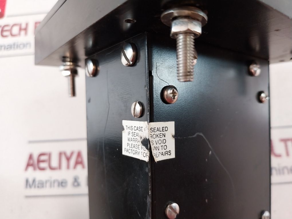 International Instruments 9003 0-1000 Rpm Meter 28V 