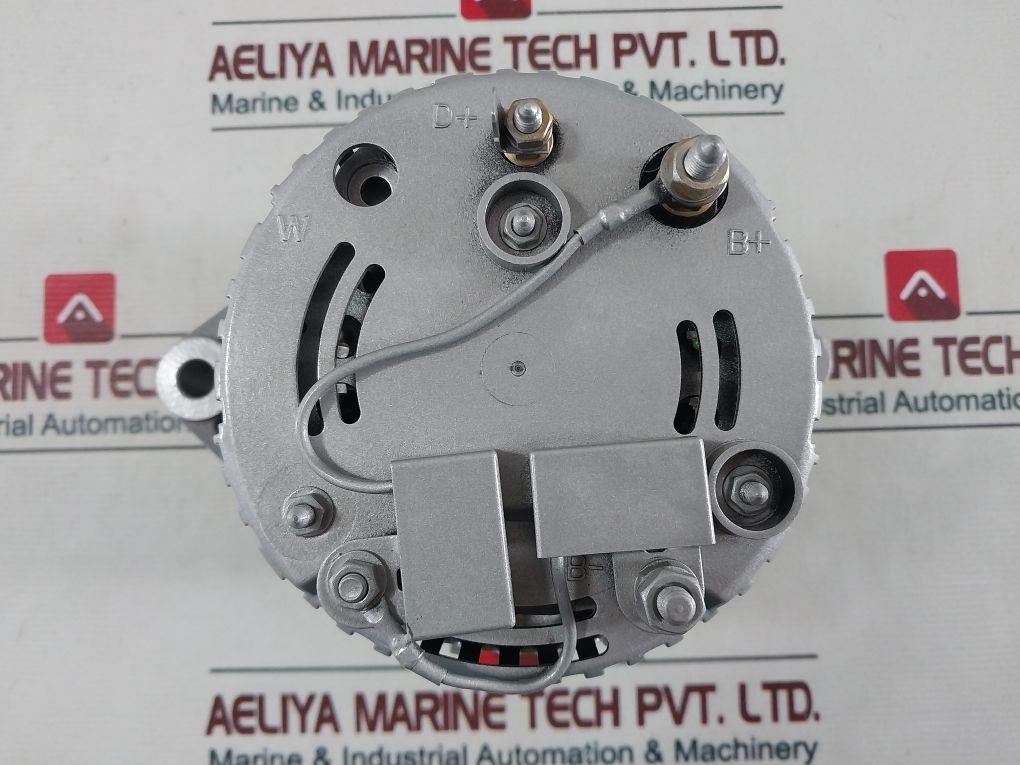 Iskra 11.203.329 Alternator 14V/90A