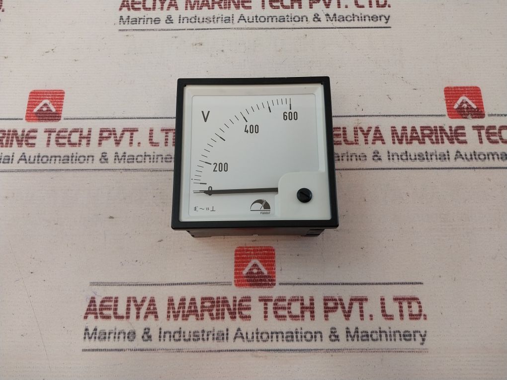 Iskra Fq0207 Analog Voltmeter