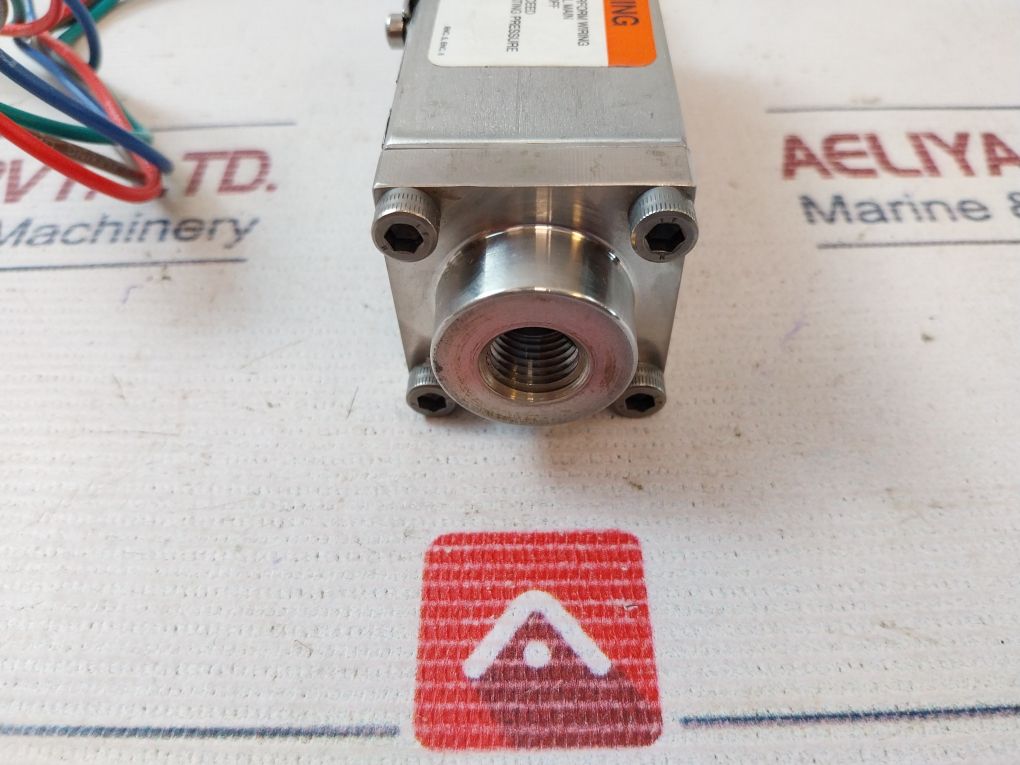 Itt 132P49C6Bh Adjustable Pressure Switch 2000 Psig