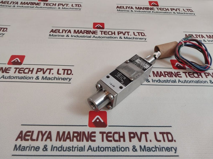 Itt 232P41C6 Adjustable Pressure Switch 50 To 275 Psig 