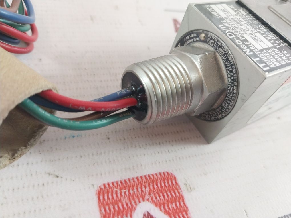Itt 232P44C6 Adjustable Pressure Switch 6550171